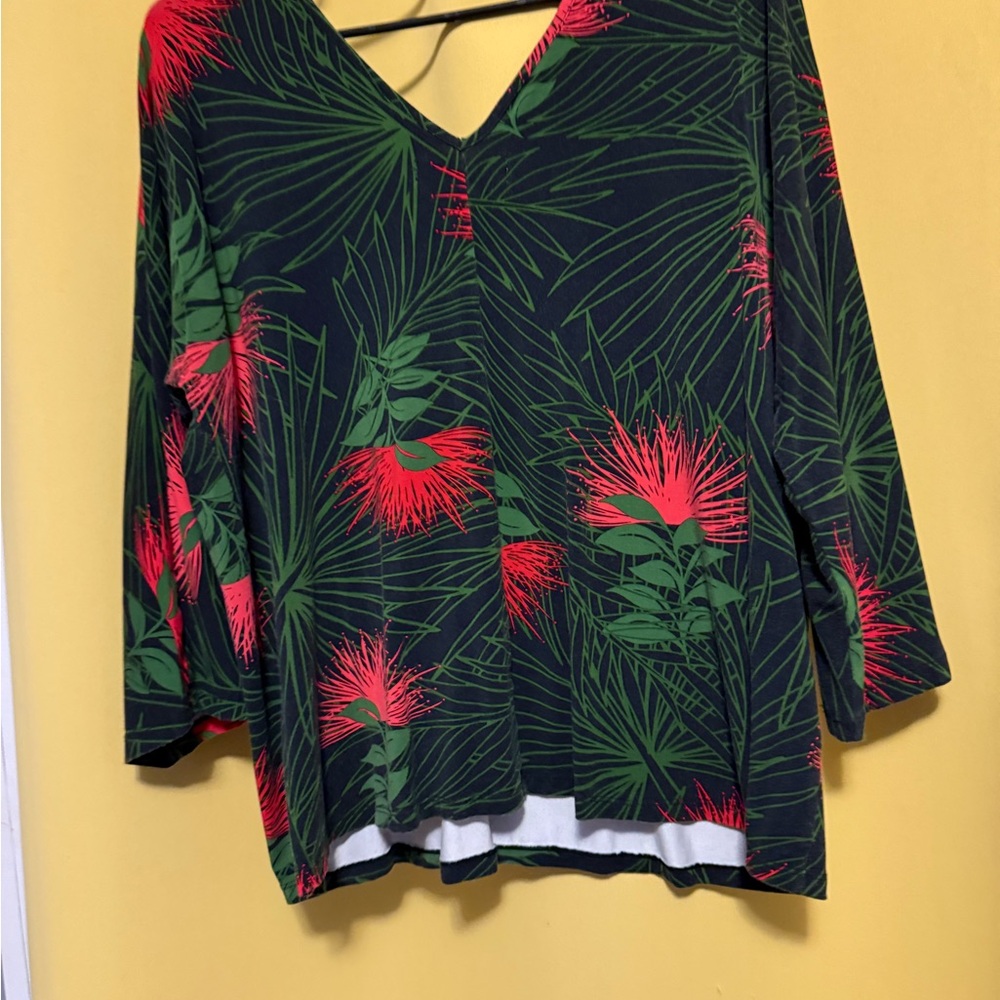 Ava Sky Black and Green Floral V-Neck Blouse